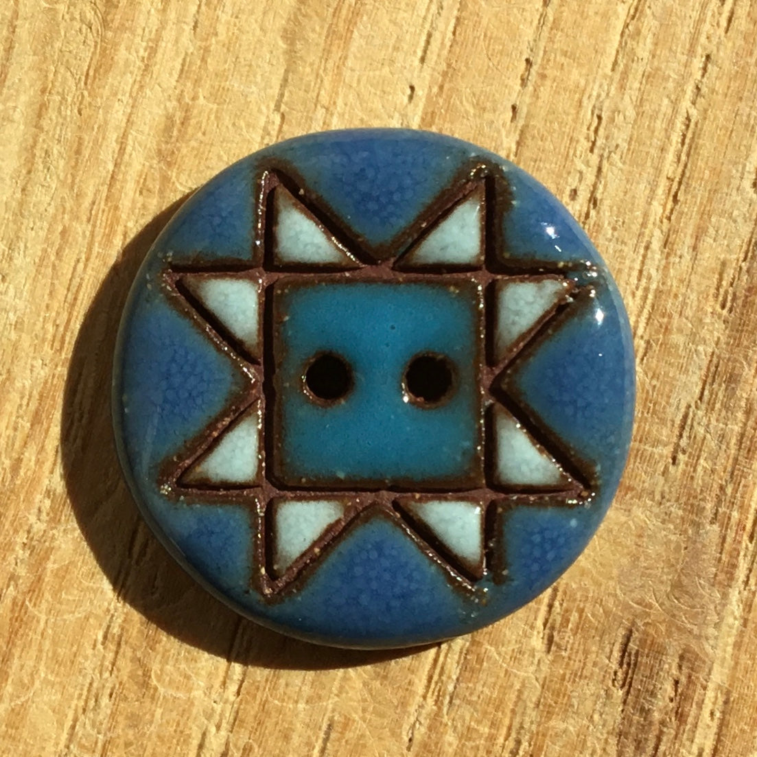 Sawtooth Quilt - Red Stoneware Button - two sizes