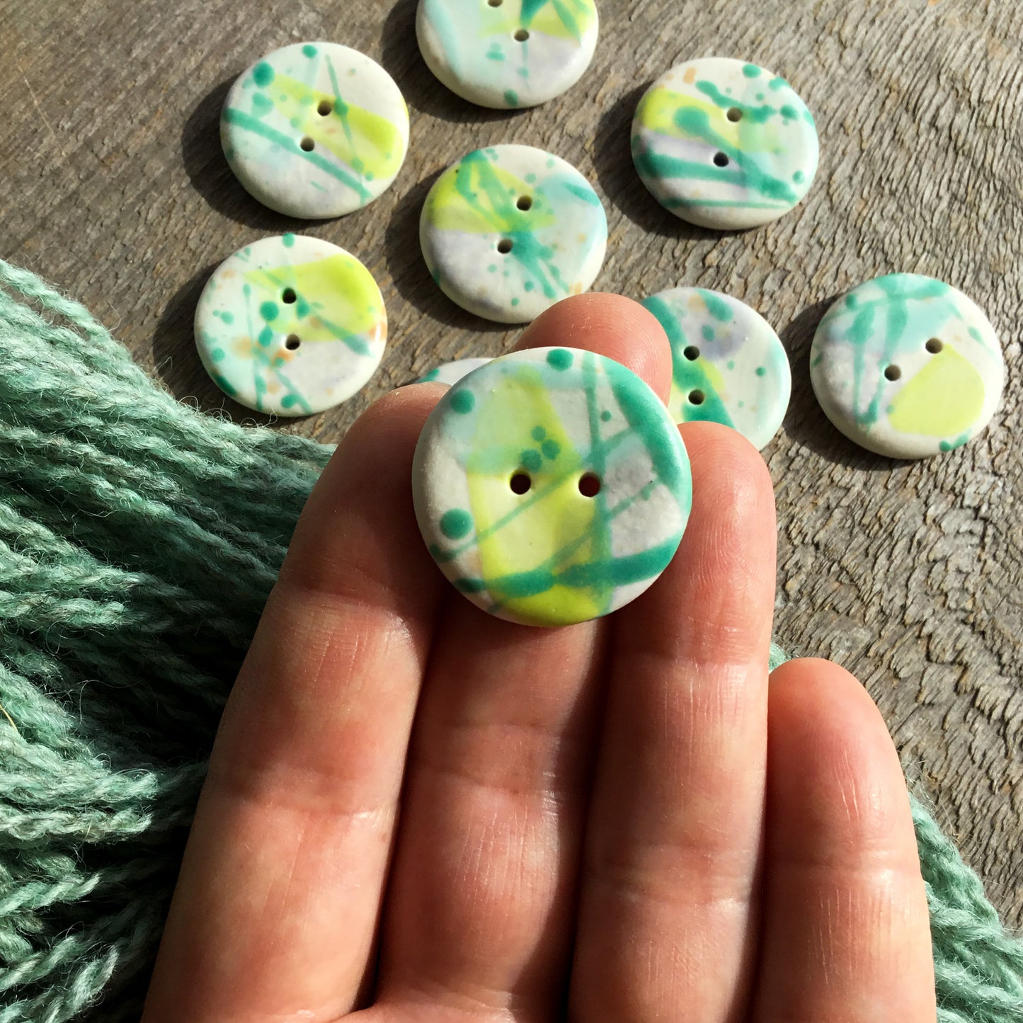 'Twist & Shout' Porcelain Button 1"