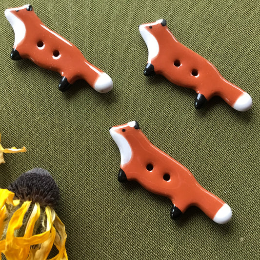 Red Fox Buttons 3/4" x 1-3/4"