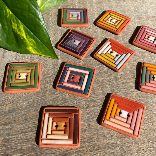 Log Cabin Quilt Button 1”