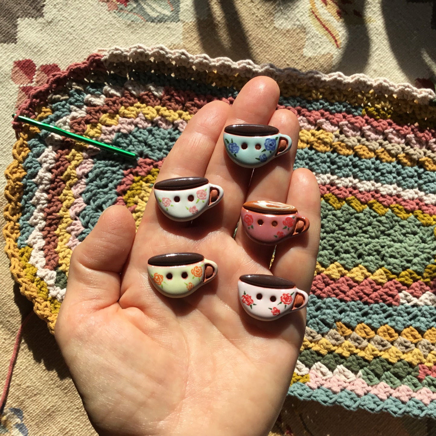 Antique Rose Earthenware Mug Button 3/4” x 1-1/8”