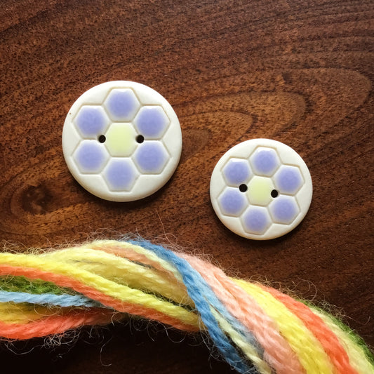 ‘Grandma’s Flower Garden’ Porcelain Quilt Block Button