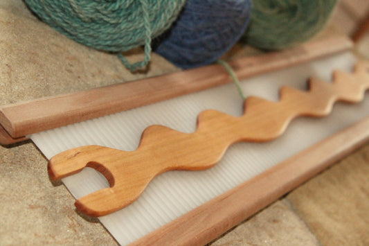Craftsman Wavy Stick Shuttle - Solid Wood Pattern Shuttle