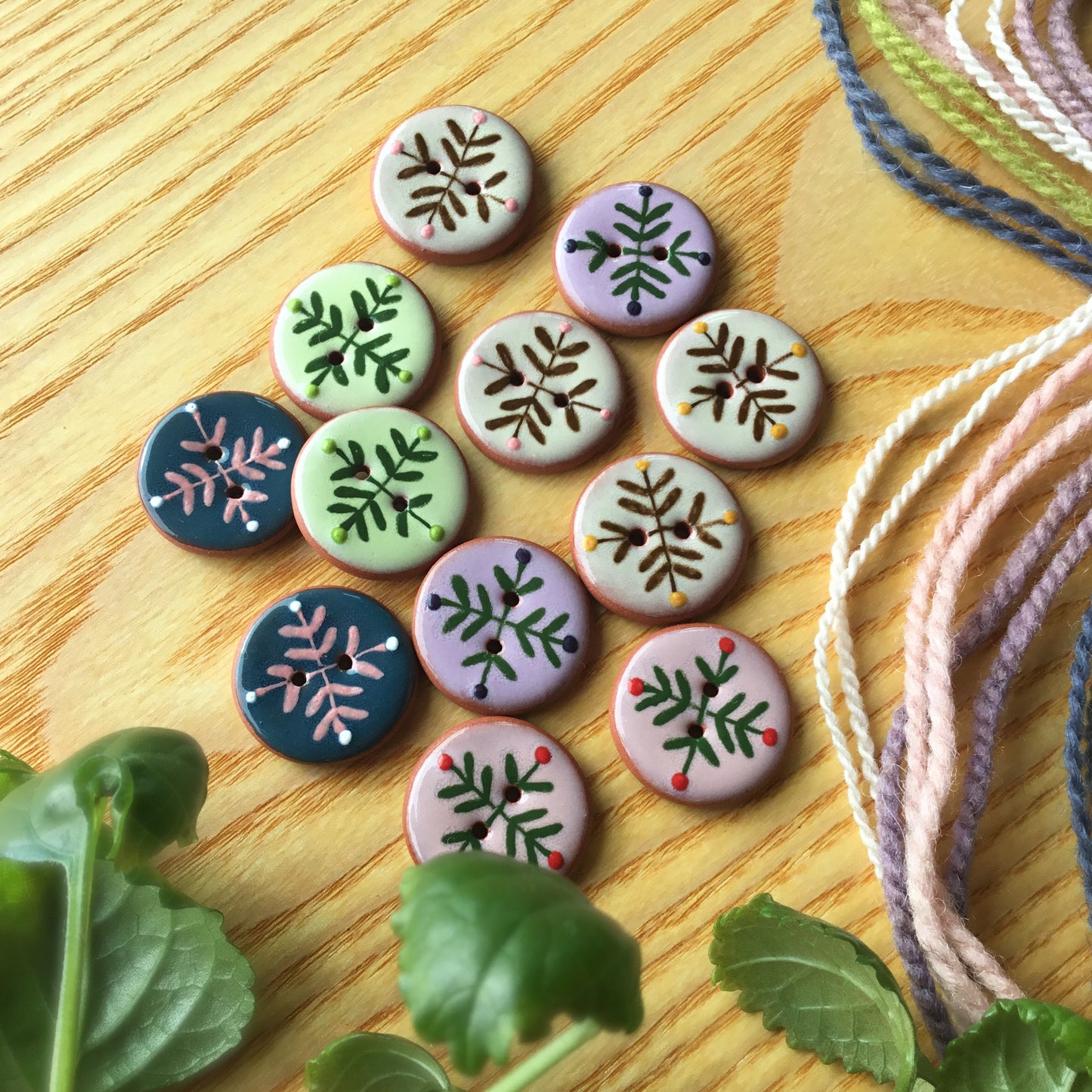 Bud & Vine Ceramic Button  7/8"