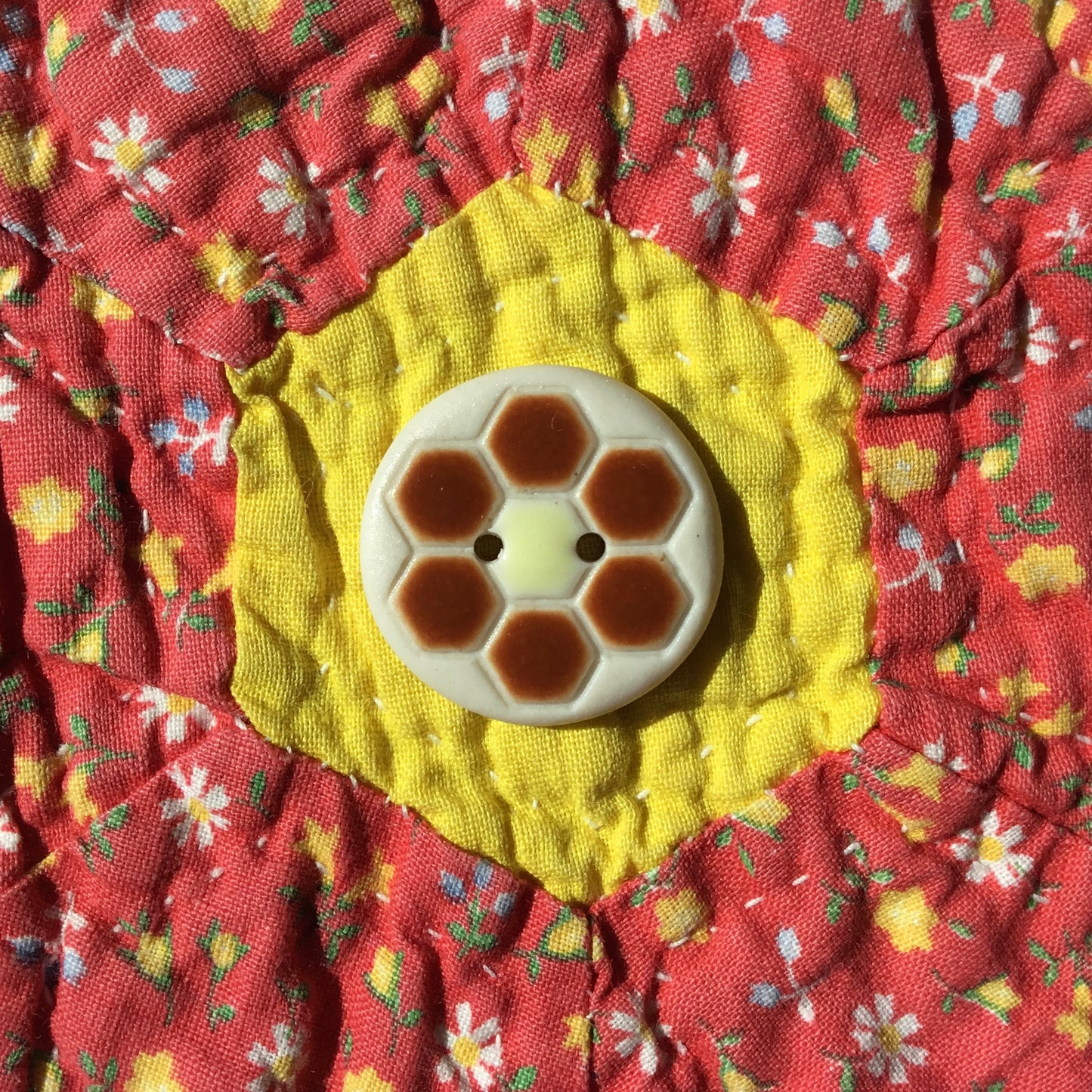 ‘Grandma’s Flower Garden’ Porcelain Button 7/8"