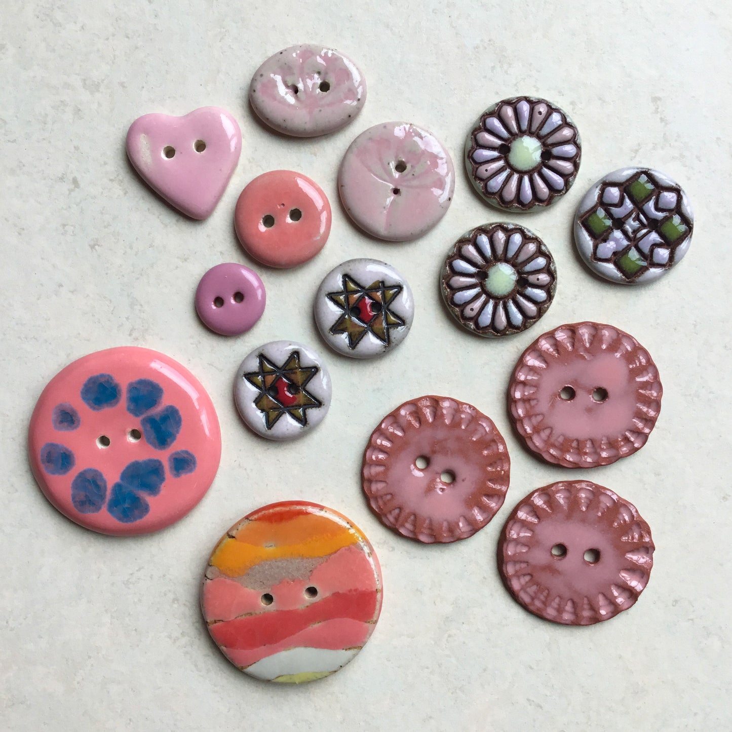 DISCOUNT Lots of Buttons & Charms