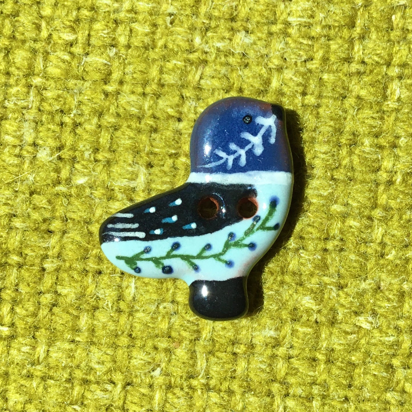 Ceramic Folk Bird Buttons  3/4" x 7/8"