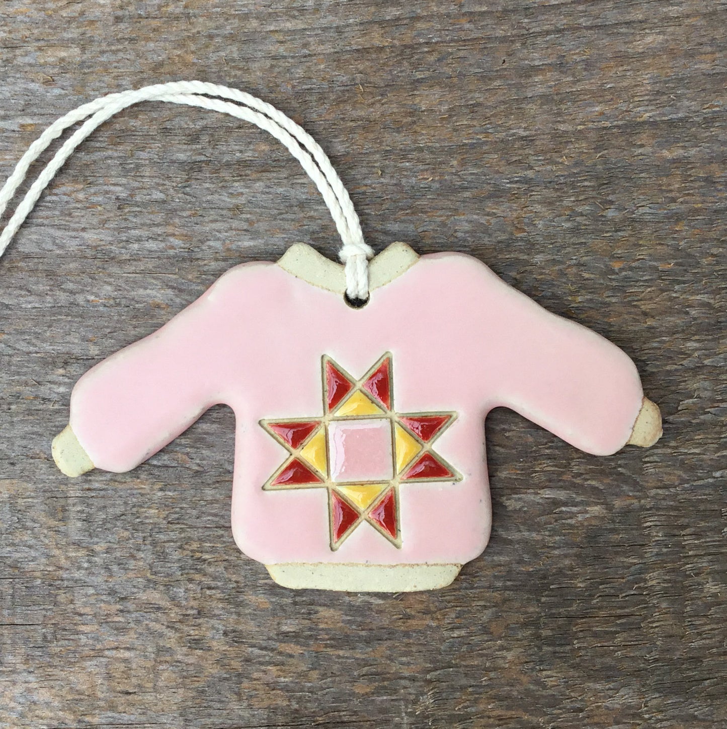 Stoneware Sweater Ornament ‘Ohio Star’