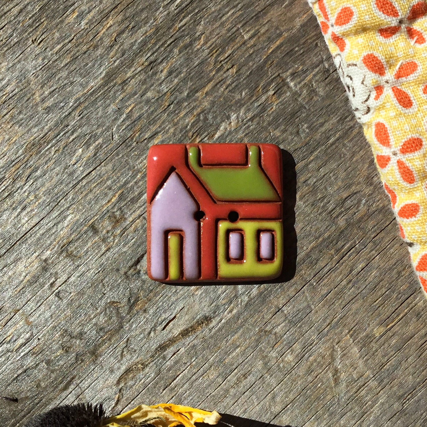 House Quilt Button 15/16”