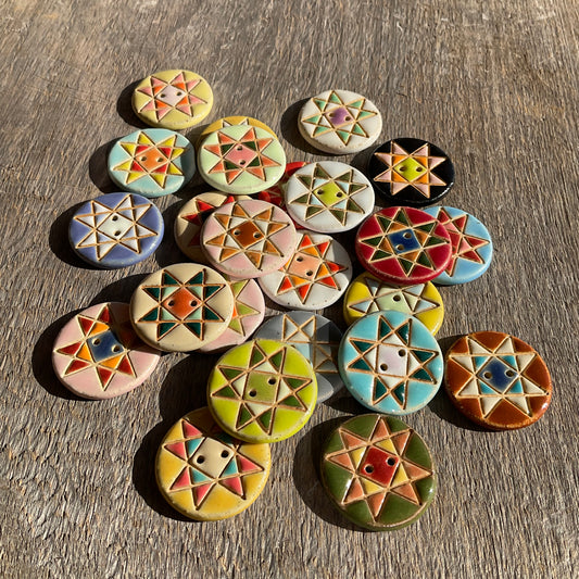 Ohio Star Quilt Block Stoneware Button 1-1/16"