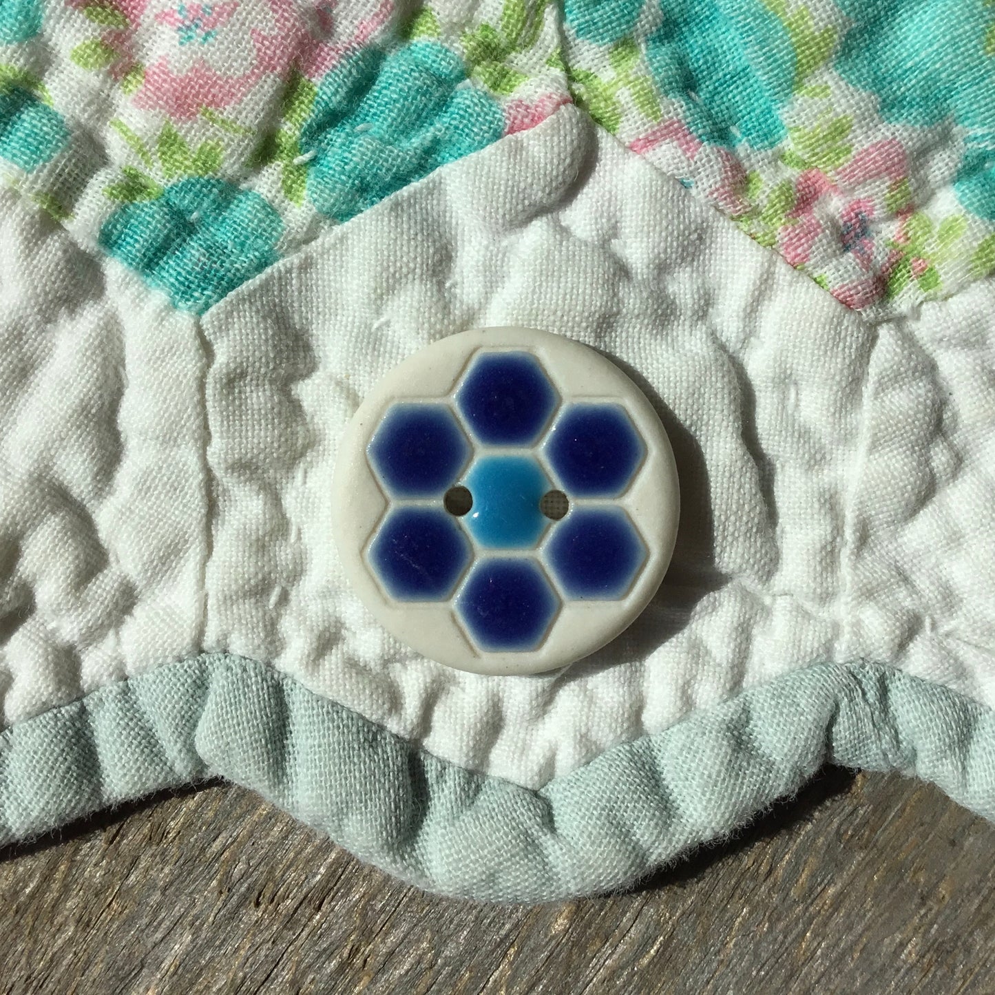 ‘Grandma’s Flower Garden’ Porcelain Button 7/8"