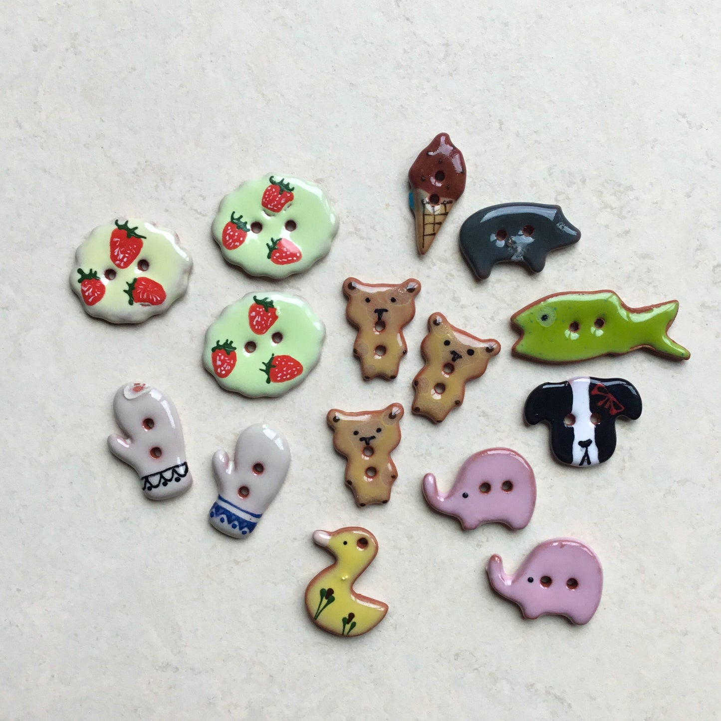 DISCOUNT Lots of Buttons & Charms