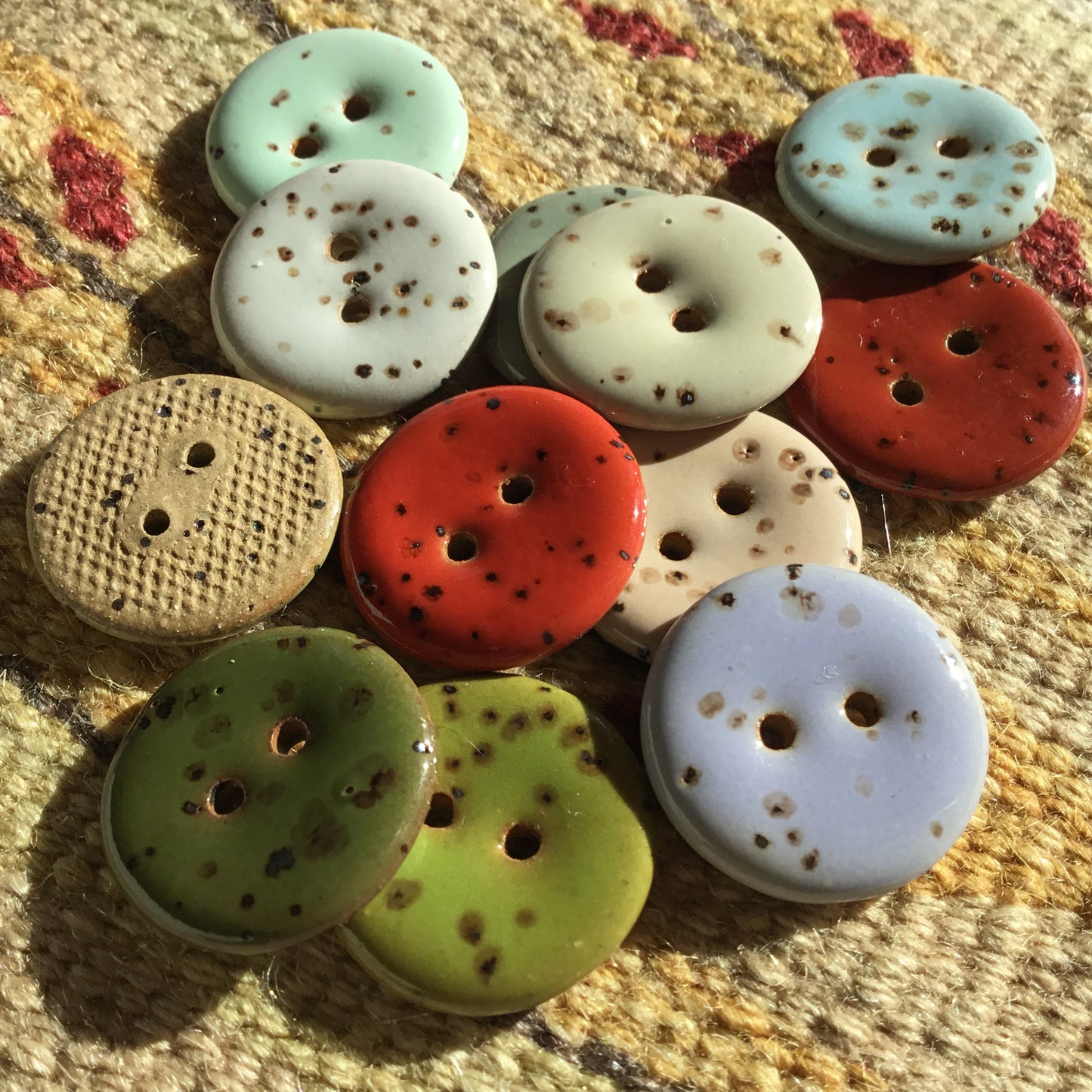 Stoneware Fleck Button  7/8"