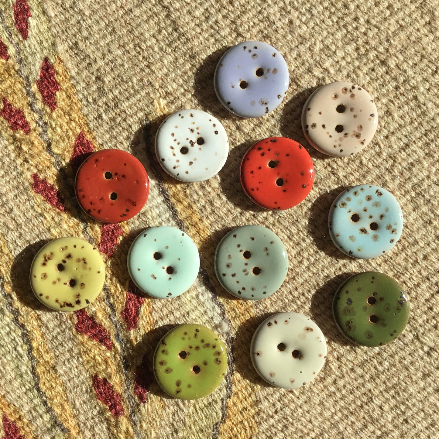 Stoneware Fleck Button  7/8"