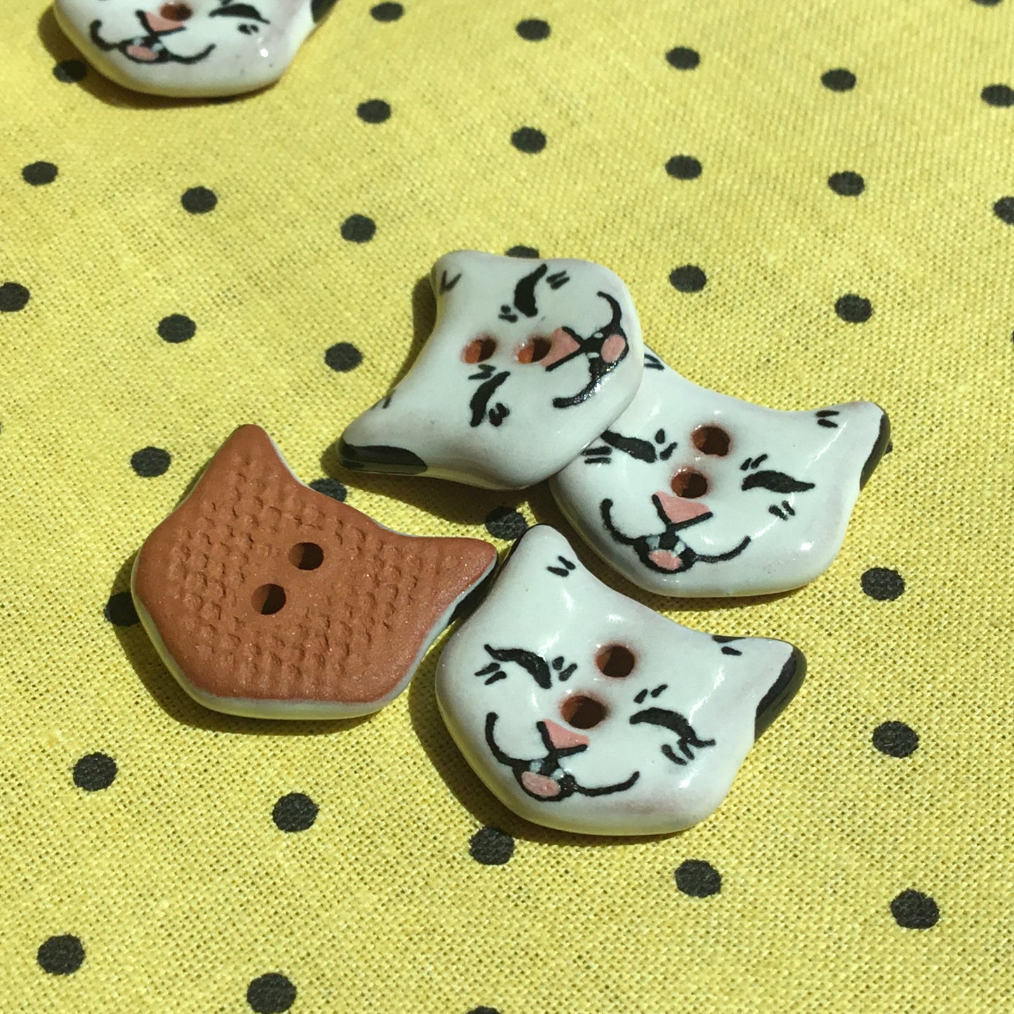 Laughing Cat Earthenware Button 3/4”