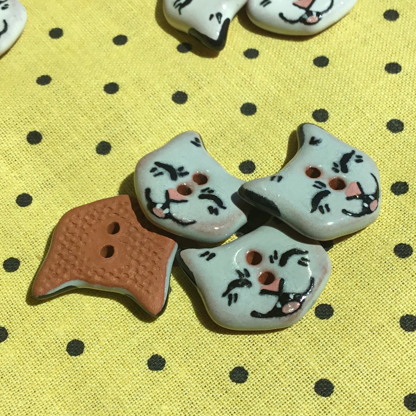 Laughing Cat Earthenware Button 3/4”