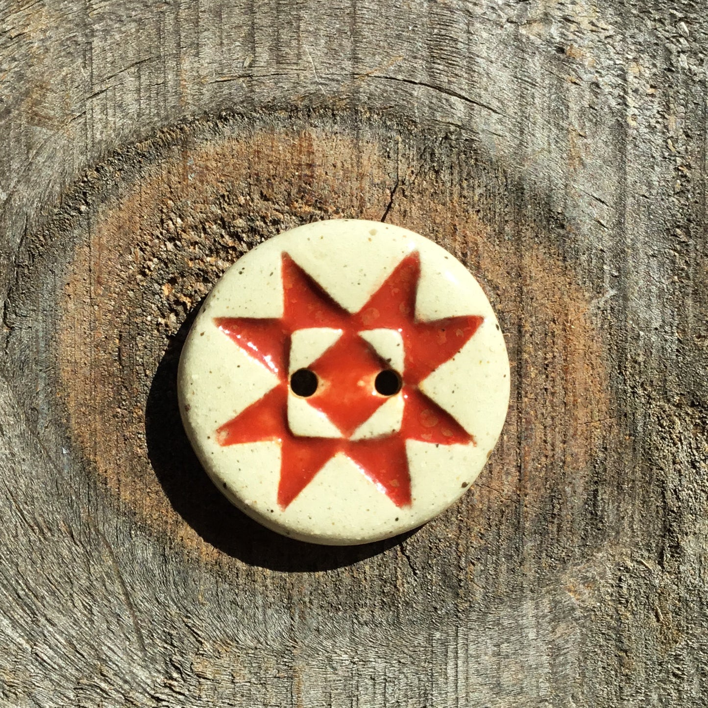 Rustic Style Ohio Star Stoneware Button 7/8"